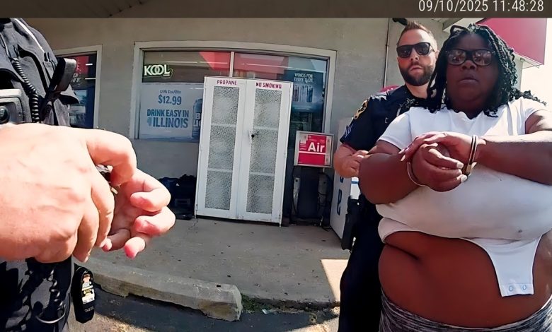 Three Women Caught on Camera Assaulting Police Over  Pizza Price