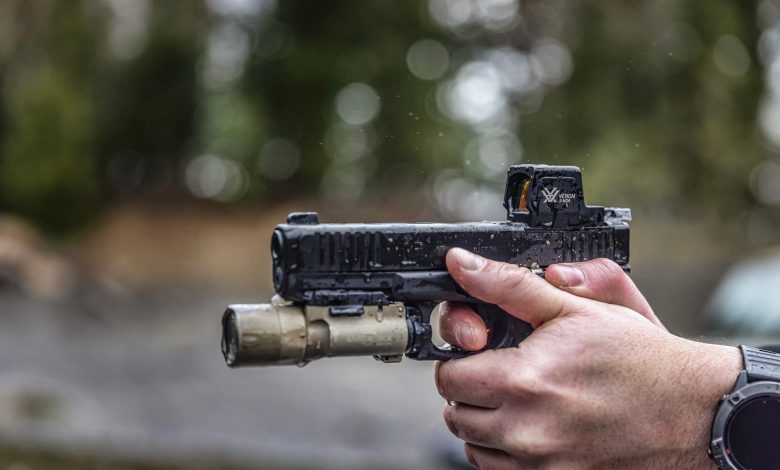 Vortex Venom Enclosed Emitter Review: Budget Carry Optic