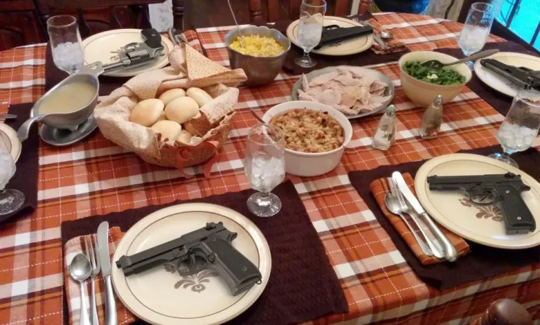 Everytown Urges Gun Debate at Thanksgiving Dinner Again