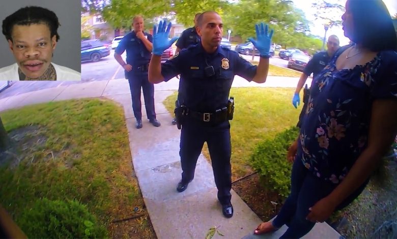 Boyfriend Kidnaps Girlfriend for Hours After He Snaps Over Facebook Messages