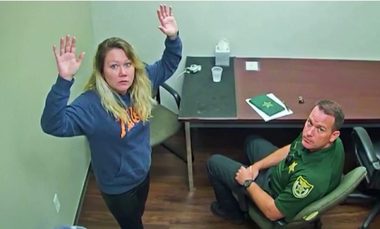 Mom Sends Her 16-Year-Old Daughter to Machete Her Husband’s Side Chick