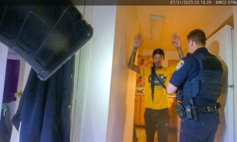 Dollar General Worker Calls 911 Over Dirty Dishes Then Shoots His Sleeping Roommate